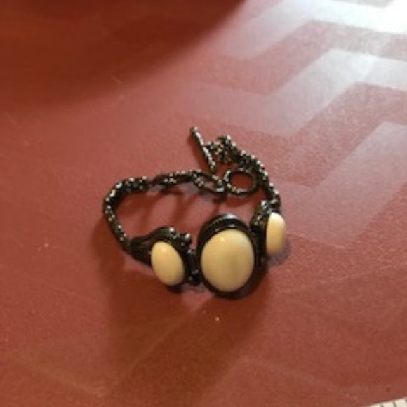 Paul Deasy bracelet - Picture 9 of 9